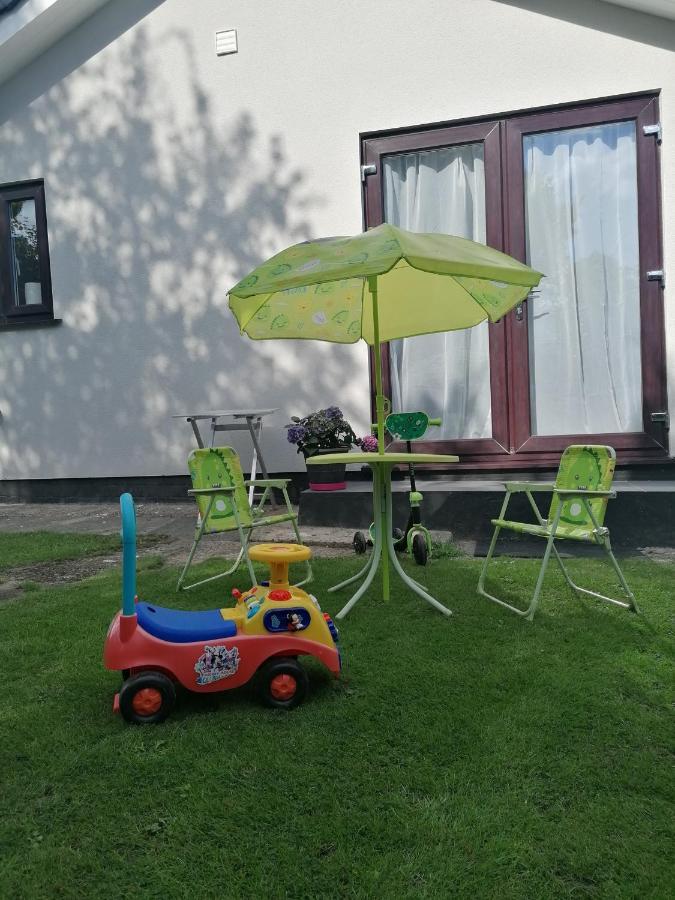 Chota Gher Apartment Widnes Exteriör bild